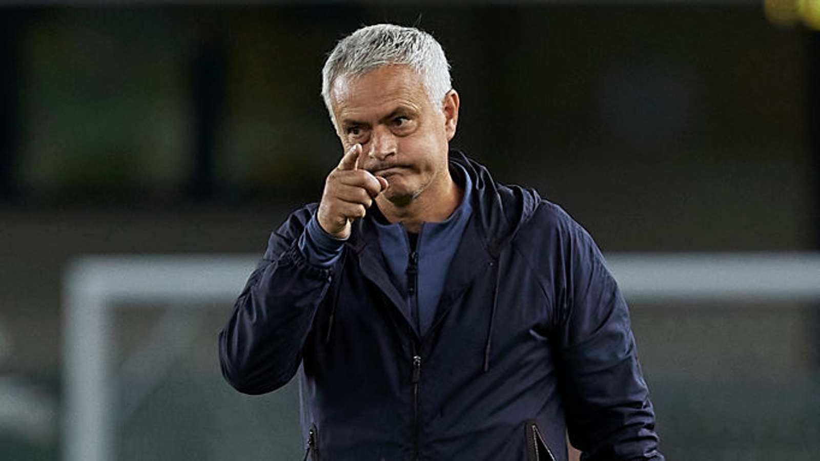 Jose Mourinho writes off Arsenal’s chance of Premier League title