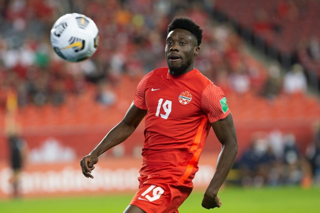 Alaba tries to convince Canada's Alphonso Davies to join Real Madrid 14