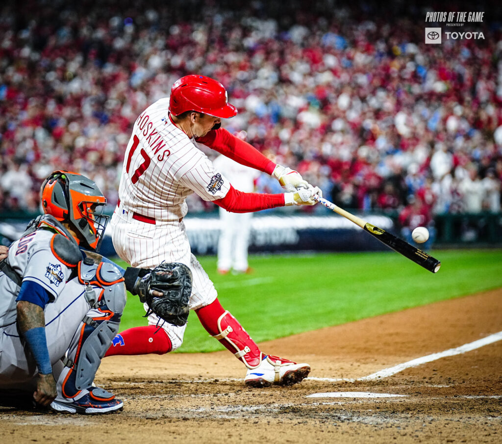 Phillies take 2-1 series lead over Astros 8