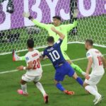 Pulisic fires USA into last 16 after 1-0 win over Iran