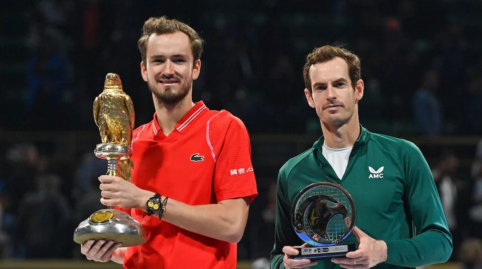 Medvedev claims 17th title after beating Murray in Doha final