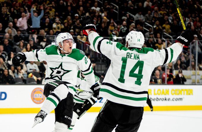 Stars end losing streak with SO win over Knights