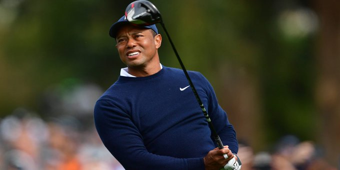 Woods shoots 3-over par in second round, right on the cut line 10
