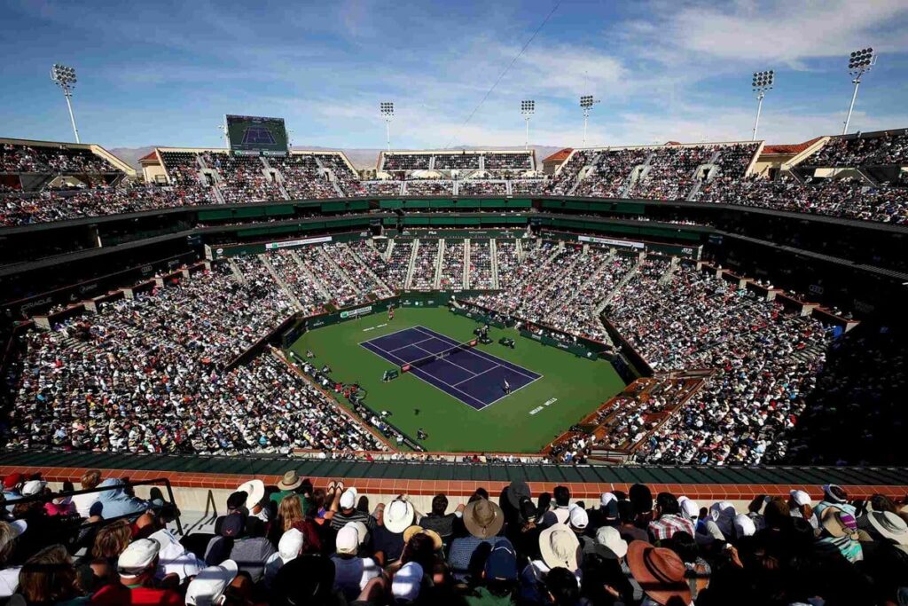 Fans set new Indian Wells record