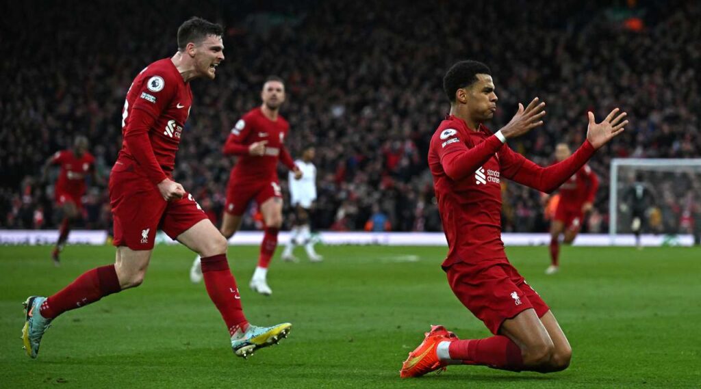 7-star Liverpool demolish United at Anfield 13