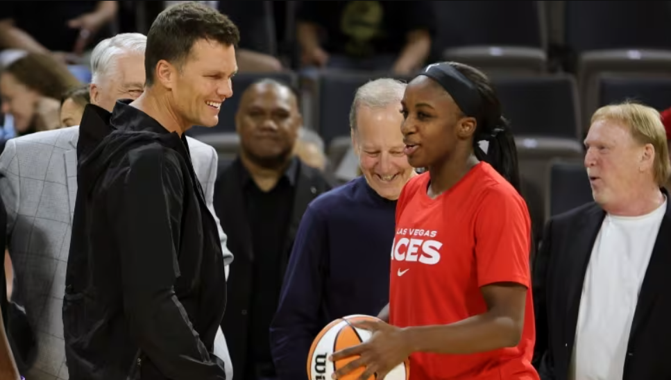 Tom Brady acquires ownership in WNBA's Las Vegas Aces 5