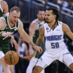 Giannis-less Bucks beat Magic for 18th win in 19 games