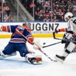 Connor McDavid notches 61st goal, Oilers top Kings 2-0