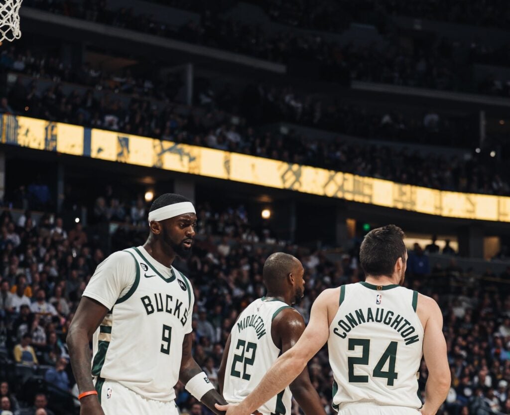 Bucks defeat Pacers 149-136 as Holiday baggs career-high 51 points