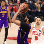 Lakers back to winning ways against Bulls as LeBron and Davis shine