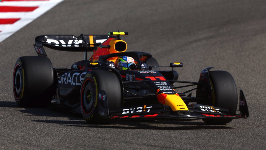 Perez leads opening practice in Bahrain 8