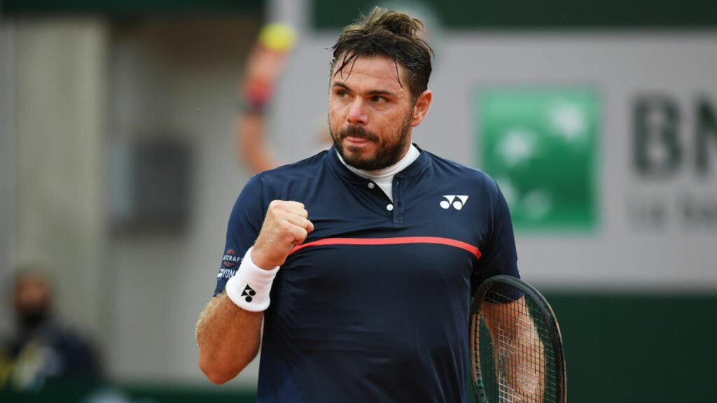 Wawrinka hopes to fight on after long injury problems 15