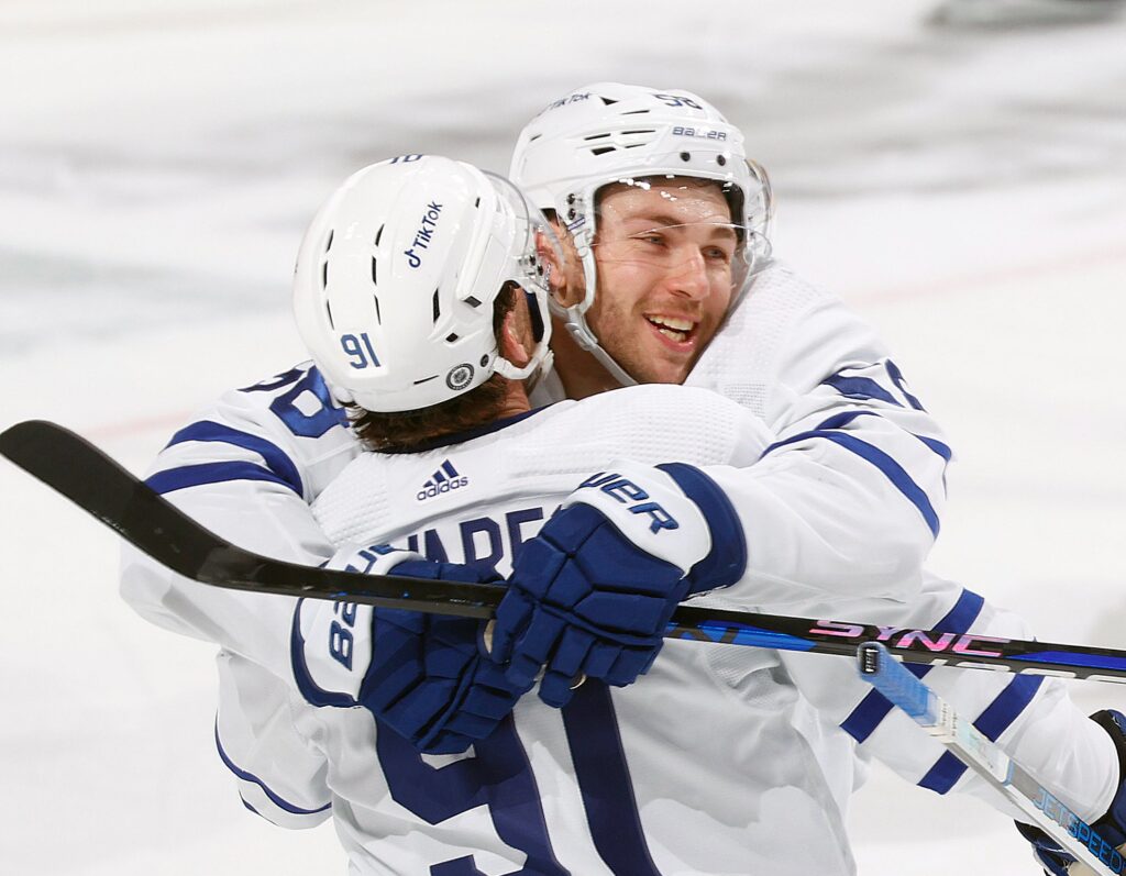 Maple Leafs destroy Panthers 6-2 in Florida
