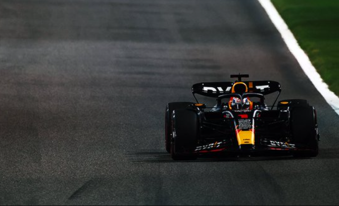 Verstappen lead Red Bull to a 1-2 win in Bahrain 2
