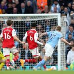 Manchester City trash Arsenal 4-1 and puts hands on the title