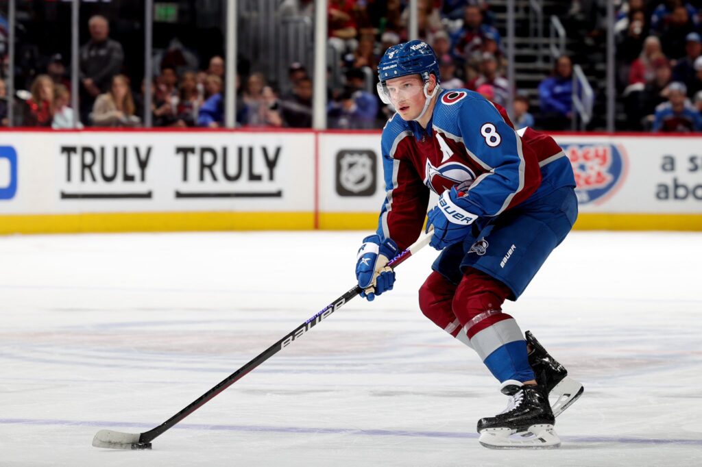 Avalanche top Kraken 3-2 to tie series