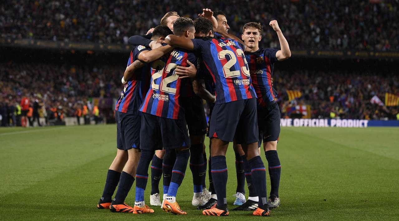 First half riot against Betis sends Barcelona closer to La Liga title