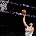 Celtics take 2-0 lead with victory over Hawks