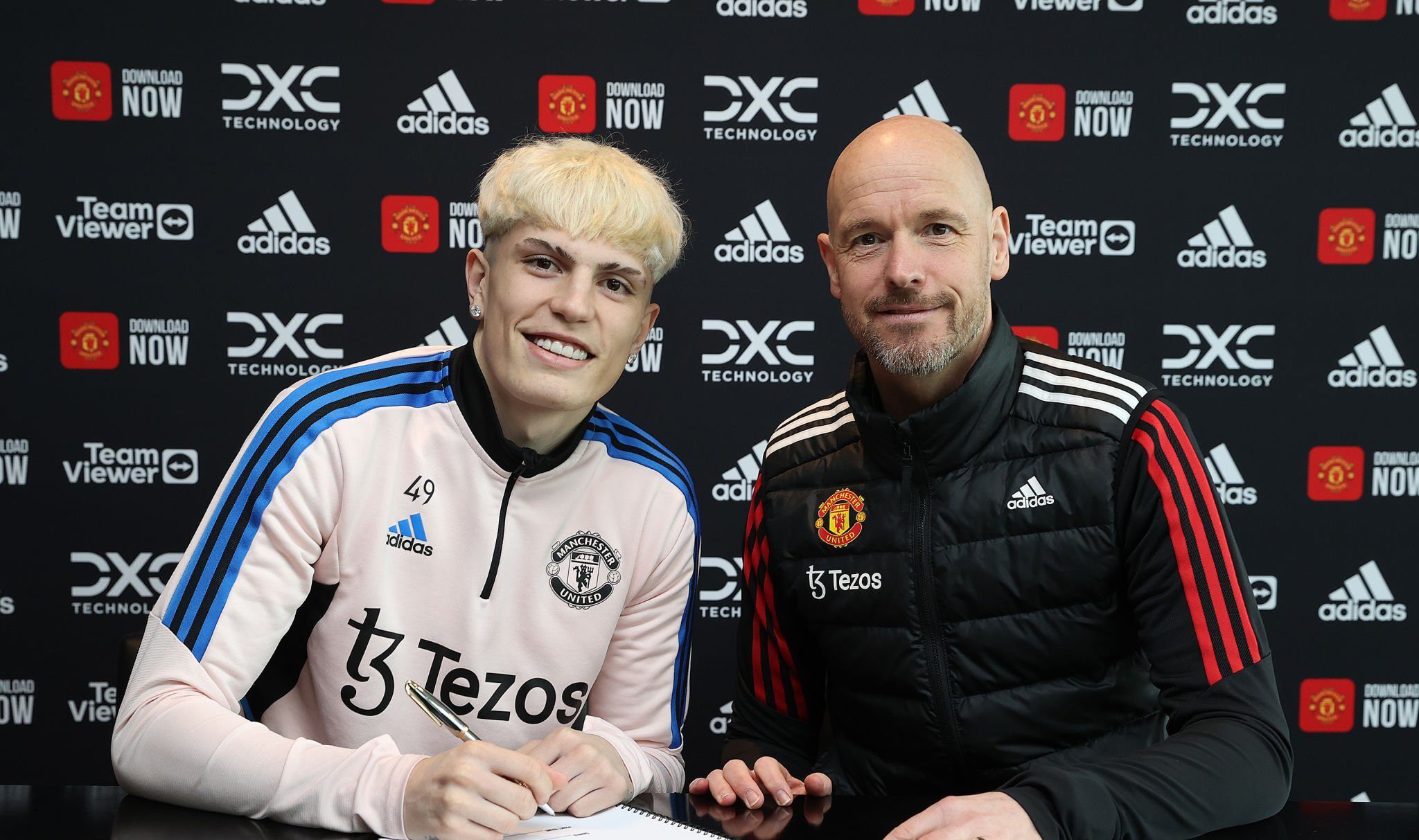 Garnacho signs new five-year contract with Manchester United