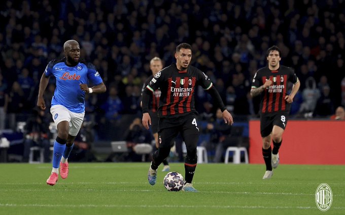Milan eliminate Napoli, advance to the Champions League ½ finals