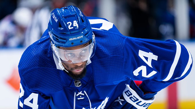 Maple Leafs’ Simmonds trains after illness