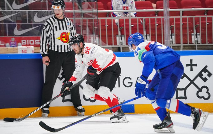 Canada top Slovakia 2-1 after penalties at the IIHF