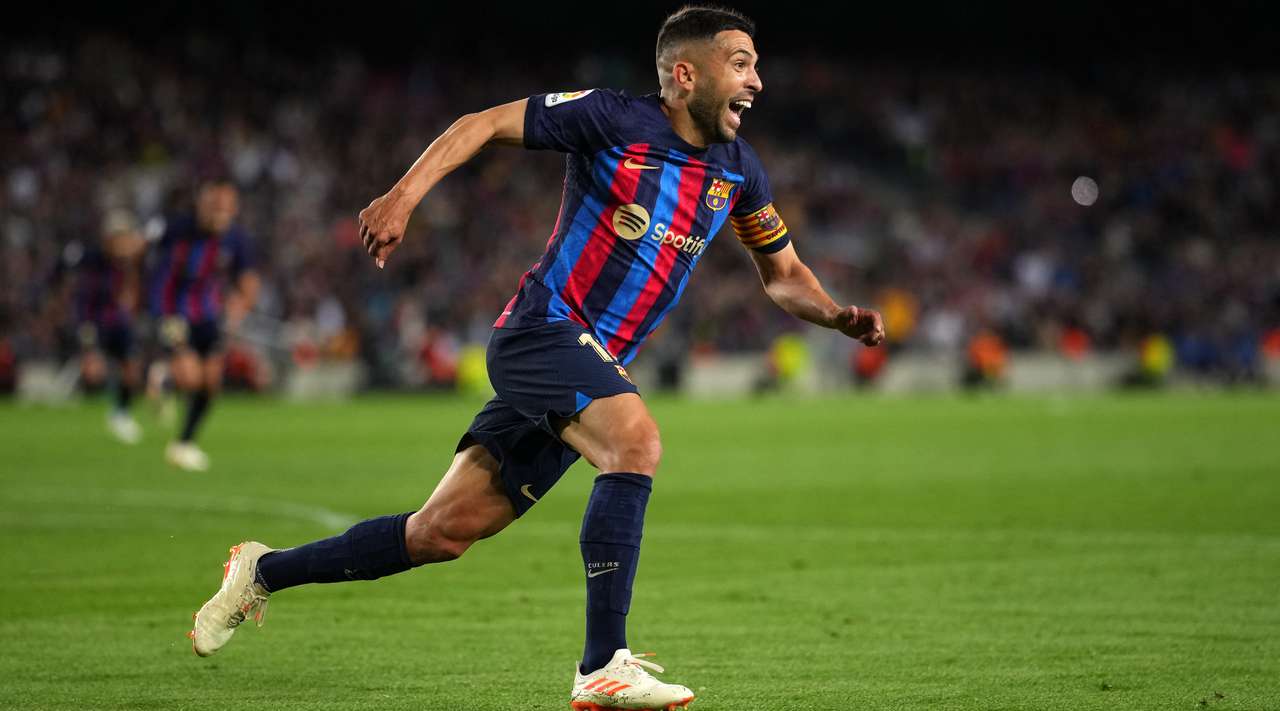 Alba becomes Barcelona’s unexpected hero for 1-0 against Osasuna