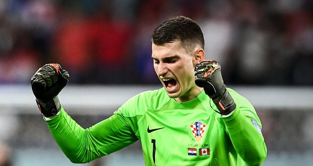 Manchester United eye summer switch for Croatian keeper Livakovic