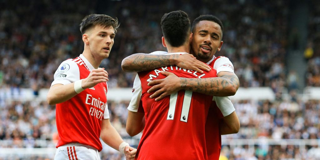 Clean victory over Newcastle keeps Arsenal in title hunt
