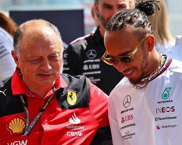 Hamilton set to sign new deal with Mercedes amidst Ferrari rumours