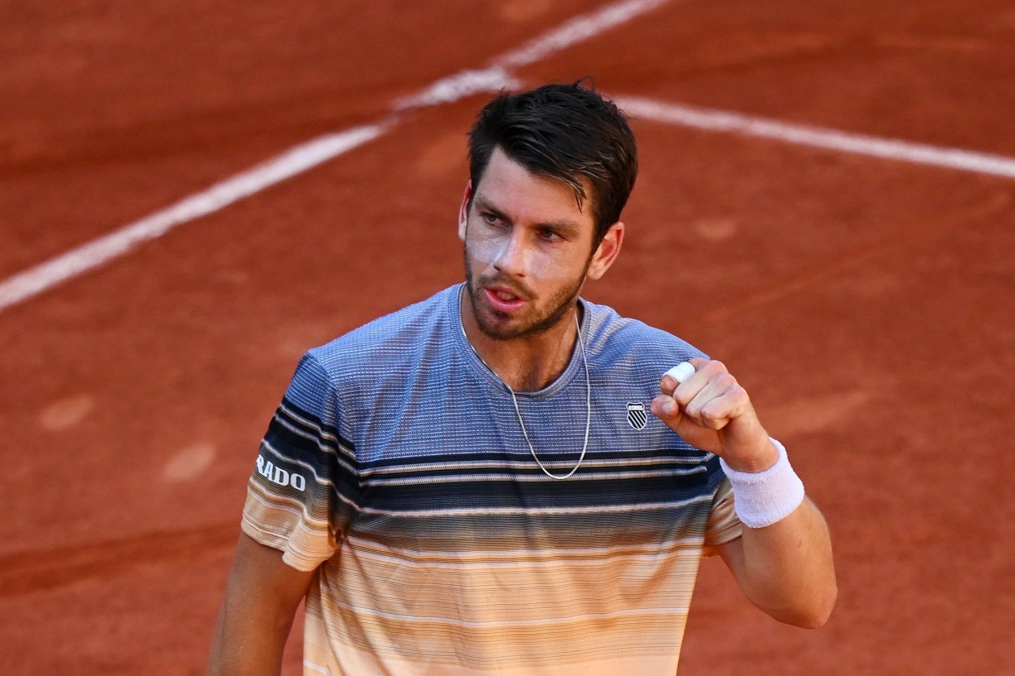 Norrie easily through to French open third round