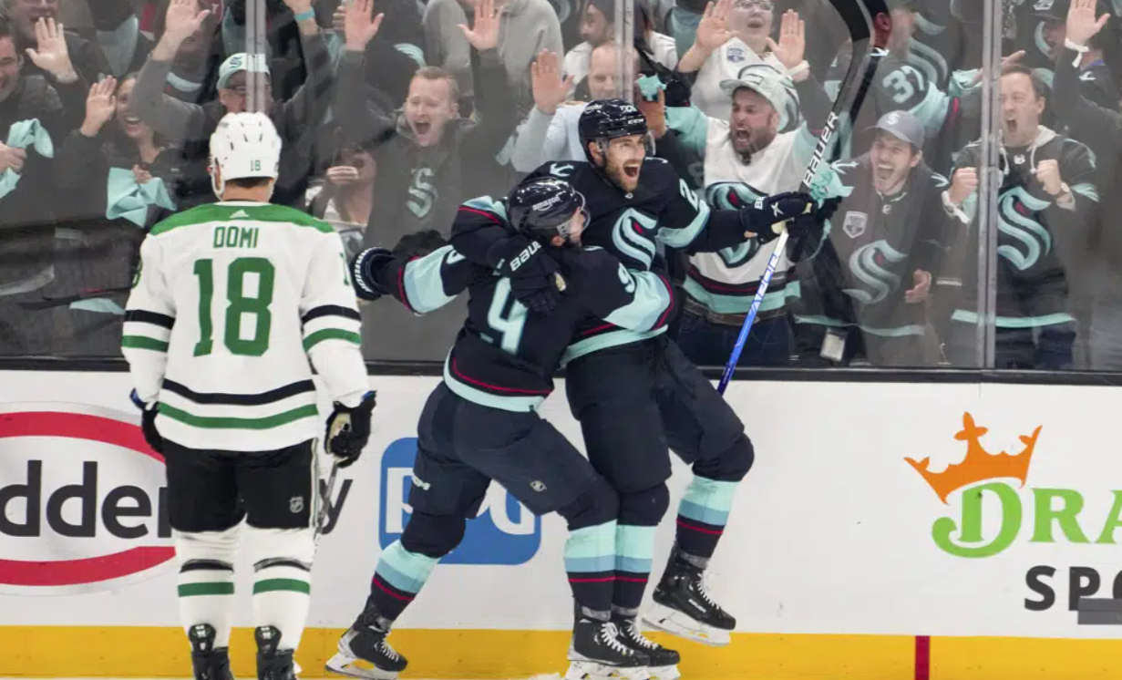 Kraken thump Stars 7-2 in Game 3