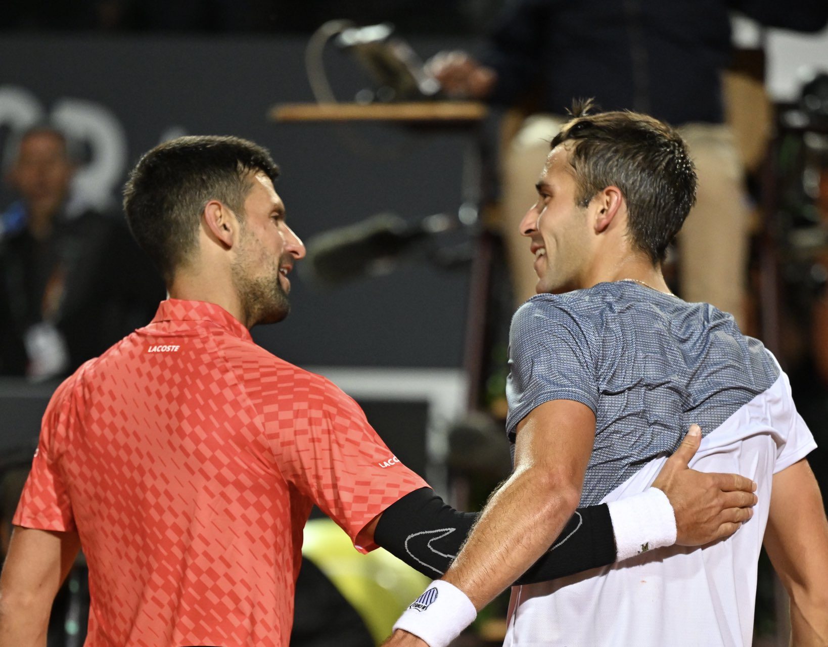 Djokovic beats Etcheverry in straight sets in his 1st game in Rome