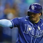 Rays destroy Yankees 8-2 behind Lowe’s 5 runs batted in