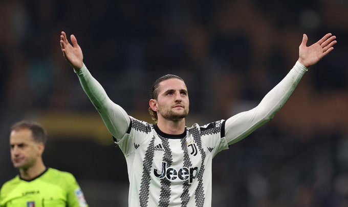 Man. United want Juve player Rabiot