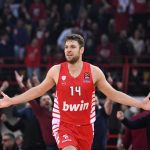 Kings offer $4 million to Euroleague MVP Vezenkov