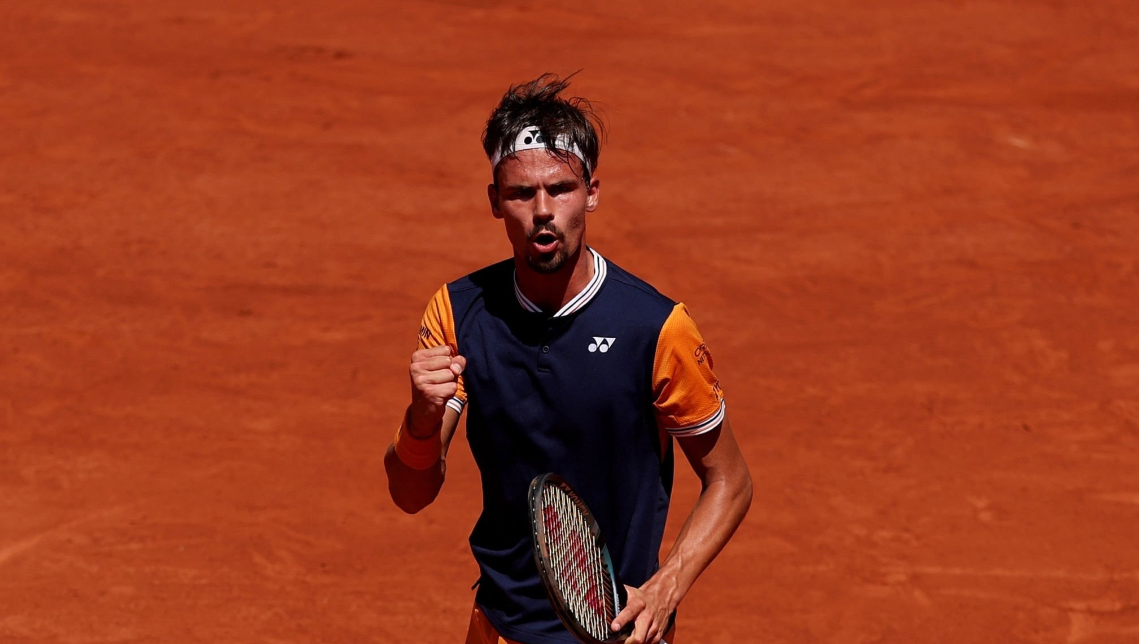 Altmaier upsets Sinner at Roland Garros second round