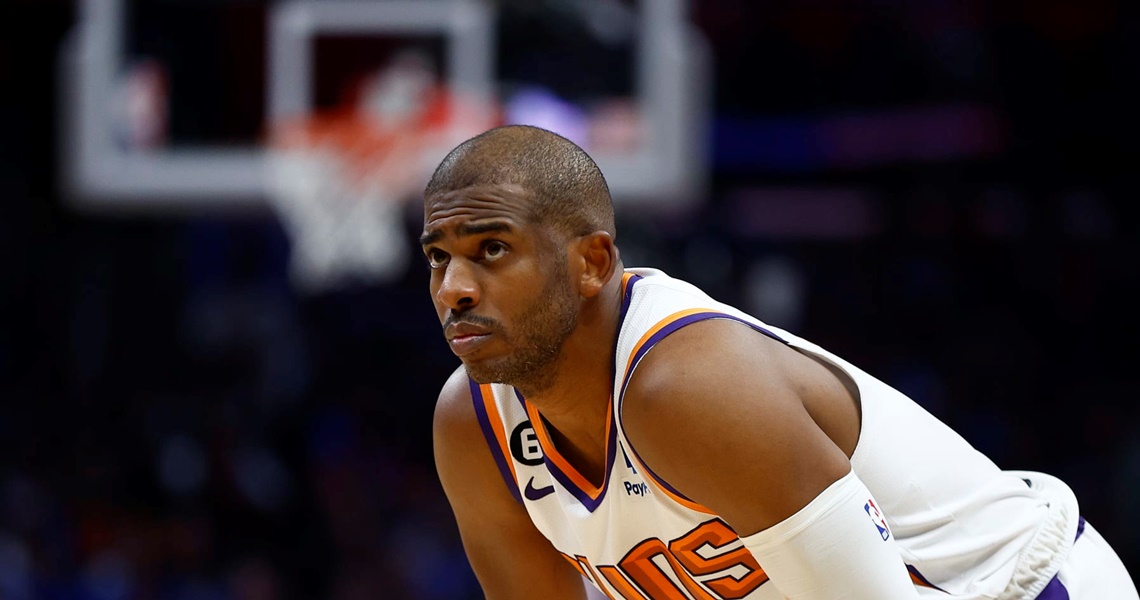 Warriors sign Chris Paul in a shocking deal