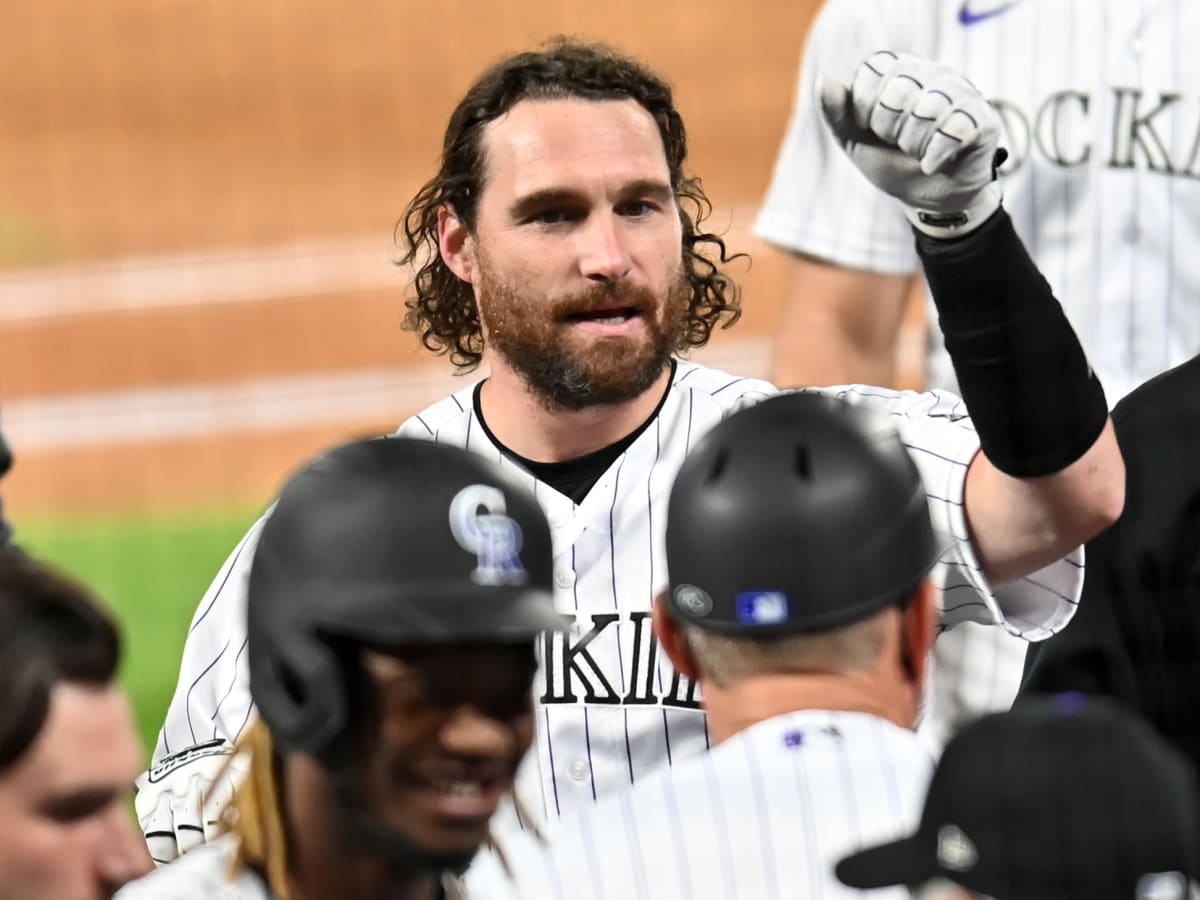 Daniel Murphy joins Angels on minor league deal