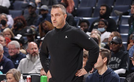 Raptors to hire Memphis assistant Rajakovic as manager