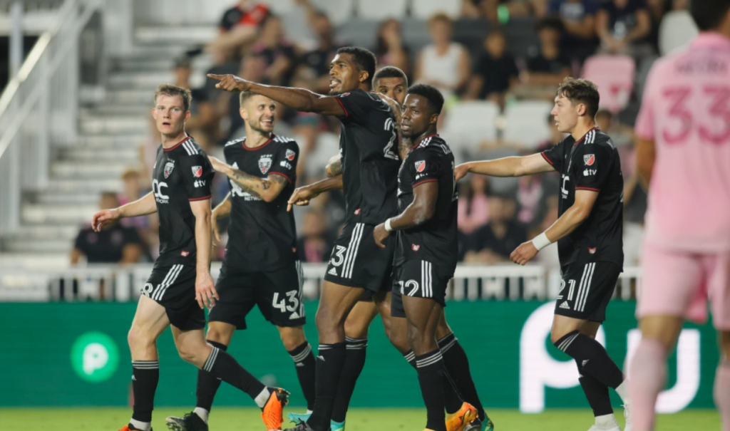 D.C. United beats Inter Miami 2-1 and hands them fifth straight lose