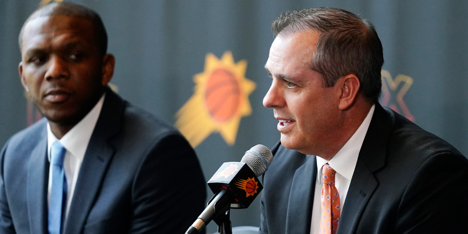 Suns introduces Frank Vogel as new head coach