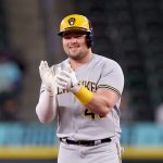 Luke Voit signs minor league contract with Mets