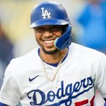 Dodgers edge out Astros 3-2