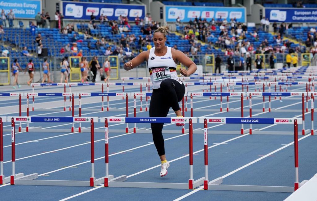 Belgian shot putter had to run 100m hurdles to save her team