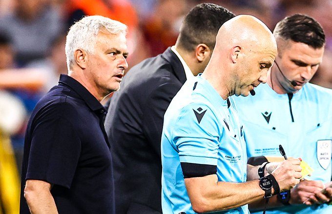 Mourinho probed by UEFA for the referee rant 5