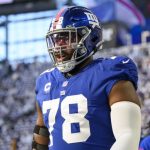 Thomas inks a record 5-year extension with NY Giants