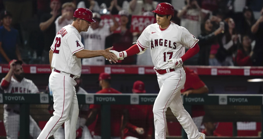 Angels capitalize on Astros blunder to win 13-12