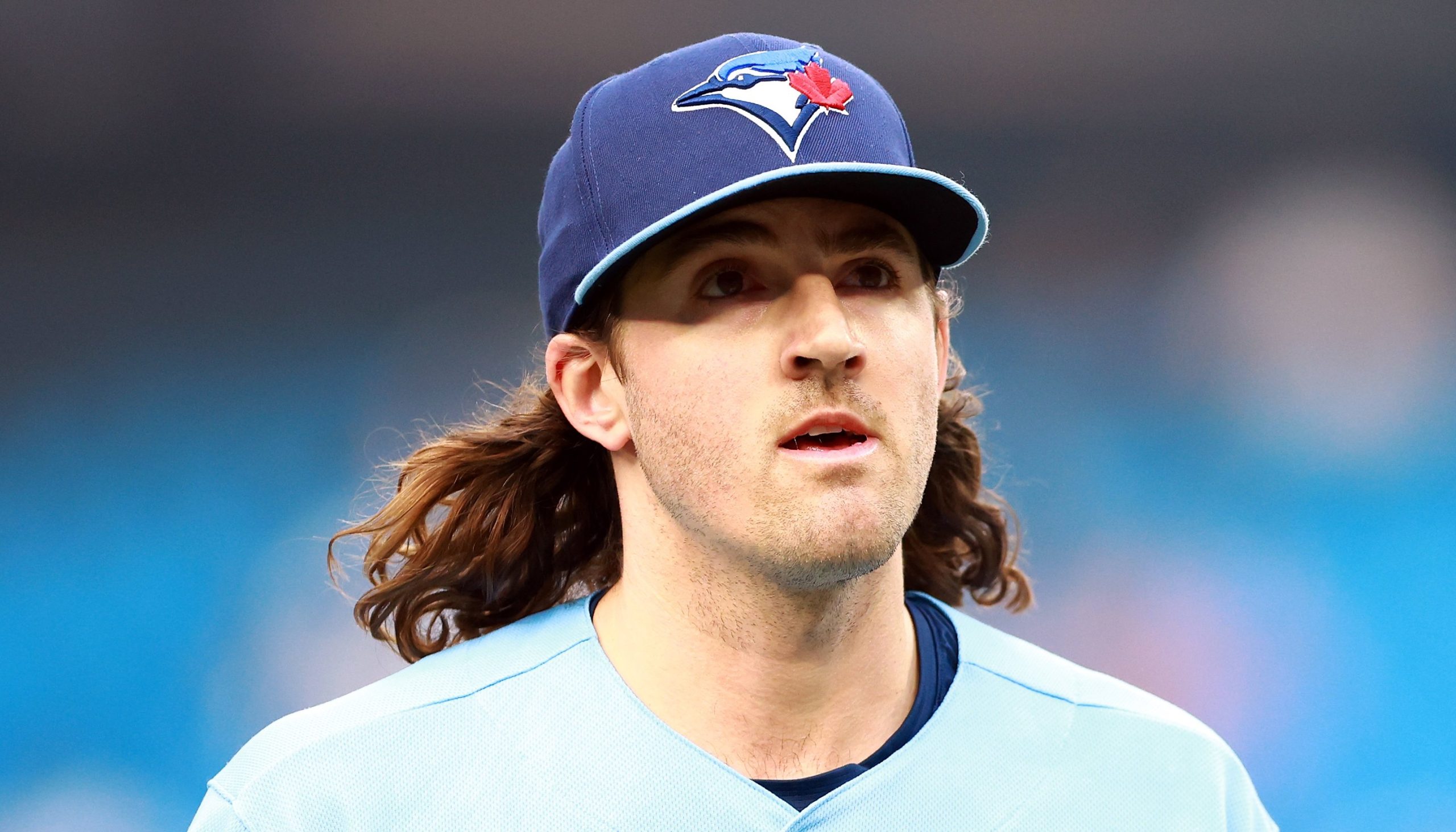 Kevin Gausman to miss Saturday game due to left side discomfort