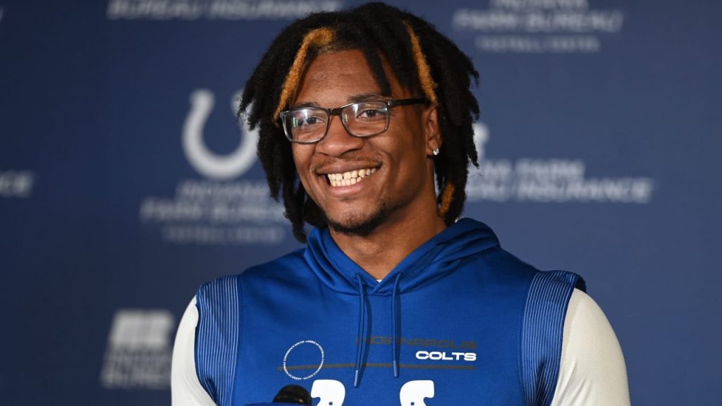 Anthony Richardson agrees to 4-year contract with the Colts